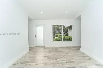 19441 NW 59th Pl, Hialeah, FL 33015 - Photo 13