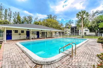 5100 SW 64th Ave #106, Davie, FL 33314 - Photo 9