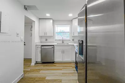 5100 SW 64th Ave #106, Davie, FL 33314 - Photo 5