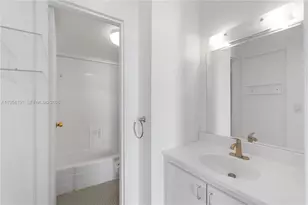 2350 NE 135th St, North Miami, FL 33181 - Photo 19