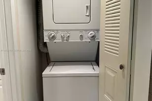 12600 SW 5th Ct, Pembroke Pines, FL 33027 - Photo 19