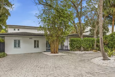 1895 NE 118th Rd, North Miami, FL 33181 - Photo 9