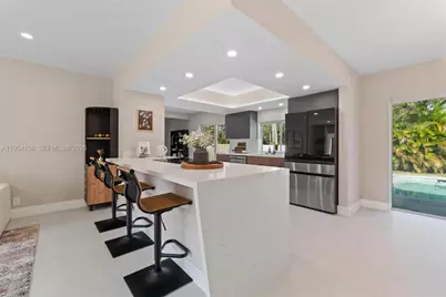 5341 SW 1st St, Plantation, FL 33317 - Photo 11