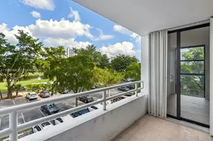 20225 NE 34th Ct, Aventura, FL 33180 - Photo 15