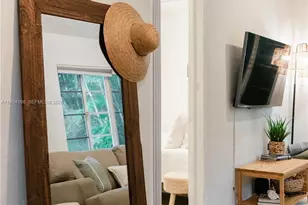 725 SW 2nd Ct, Fort Lauderdale, FL 33312 - Photo 9