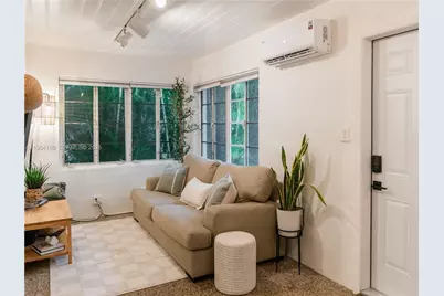 725 SW 2nd Ct, Fort Lauderdale, FL 33312 - Photo 7