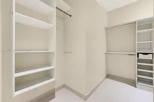 45 SW 9th St, Miami, FL 33130 - Photo 19