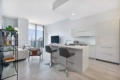 45 SW 9th St #LPH-4609, Miami, FL 33130 - Photo 7