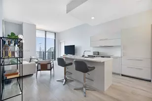 45 SW 9th St, Miami, FL 33130 - Photo 7