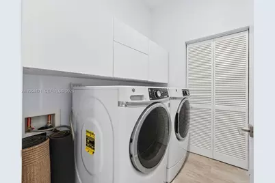 45 SW 9th St #LPH-4609, Miami, FL 33130 - Photo 23