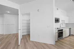 101 Diplomat Pkwy, Hallandale Beach, FL 33009 - Photo 15