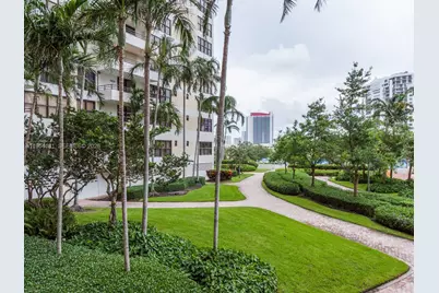 2500 Parkview Dr #2315, Hallandale Beach, FL 33009 - Photo 45