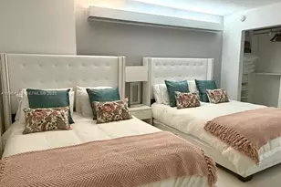 6917 Collins Ave, Miami Beach, FL 33141 - Photo 9