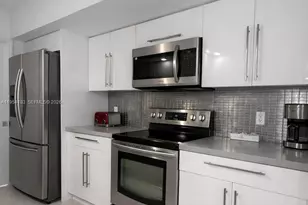 6917 Collins Ave, Miami Beach, FL 33141 - Photo 11