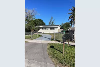 4740 SW 43rd Ave, Dania Beach, FL 33314 - Photo 23