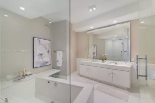 18555 Collins Ave, Sunny Isles Beach, FL 33160 - Photo 15