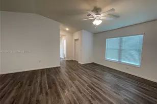 131 Carousel Ave, Labelle, FL 33935 - Photo 11