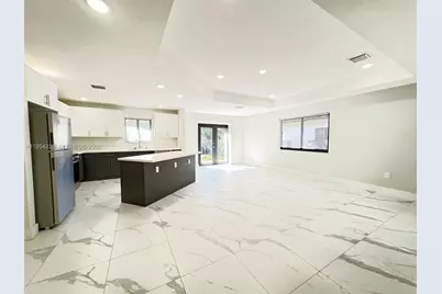 2518 NW 9th Pl, Fort Lauderdale, FL 33311 - Photo 3