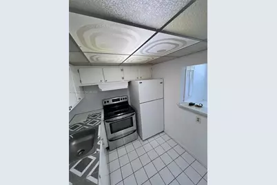 89 Berkshire D #89, West Palm Beach, FL 33417 - Photo 3