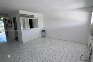 89 Berkshire D, West Palm Beach, FL 33417 - Photo 13