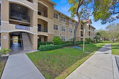 11650 SW 2nd St #16103, Pembroke Pines, FL 33025 - Photo 17