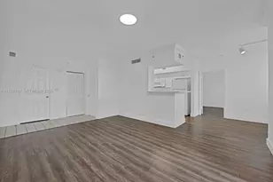 11650 SW 2nd St, Pembroke Pines, FL 33025 - Photo 13