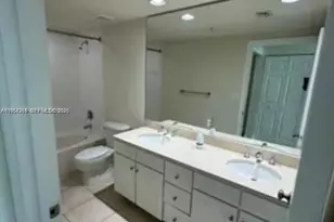 2000 N Bayshore Dr, Miami, FL 33137 - Photo 7