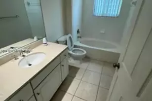 2000 N Bayshore Dr, Miami, FL 33137 - Photo 9