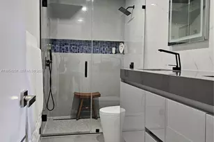 6901 Edgewater Dr, Coral Gables, FL 33133 - Photo 7