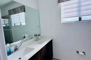 405 NE 208th Terrace, Miami, FL 33179 - Photo 15