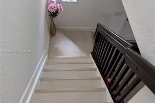 405 NE 208th Terrace, Miami, FL 33179 - Photo 7