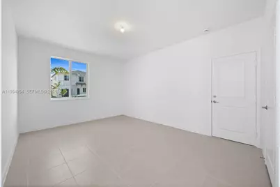 716 SE 14th Ct, Homestead, FL 33034 - Photo 7