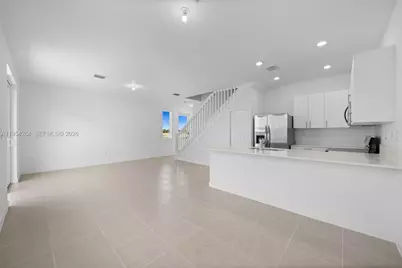 716 SE 14th Ct, Homestead, FL 33034 - Photo 11