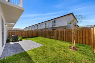 716 SE 14th Ct, Homestead, FL 33034 - Photo 17