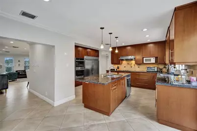 3671 N 47th Ave, Hollywood, FL 33021 - Photo 15