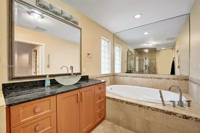 3671 N 47th Ave, Hollywood, FL 33021 - Photo 29