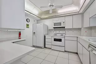 5000 N Ocean Blvd, Lauderdale by the Sea, FL 33308 - Photo 11