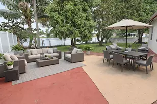 3241 NW 40th St, Lauderdale Lakes, FL 33309 - Photo 29