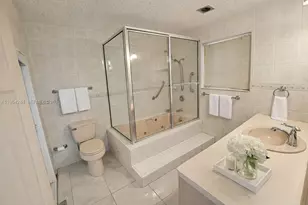 3241 NW 40th St, Lauderdale Lakes, FL 33309 - Photo 17