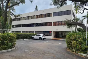 3850 SW 87th Ave, Miami, FL 33165 - Photo 1