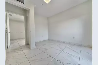 836 SW 2nd St #202, Miami, FL 33130 - Photo 13