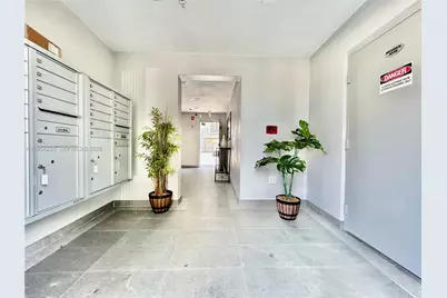 836 SW 2nd St #202, Miami, FL 33130 - Photo 35