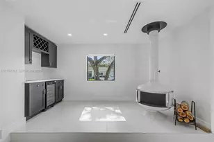 7505 SW 167th St, Palmetto Bay, FL 33157 - Photo 5