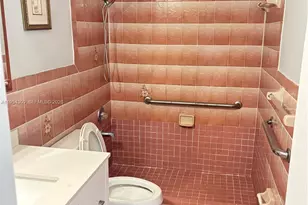 19480 SW 121st Ave, Miami, FL 33177 - Photo 7