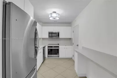 90 Edgewater #PH 08, Coral Gables, FL 33133 - Photo 7