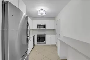 90 Edgewater, Coral Gables, FL 33133 - Photo 7