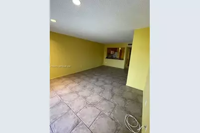 20815 NE 8th Ct #201-20, Miami, FL 33179 - Photo 1