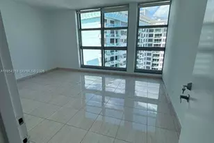 5055 Collins Ave, Miami Beach, FL 33140 - Photo 17