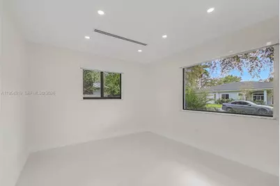 7505 SW 167th St, Palmetto Bay, FL 33157 - Photo 15