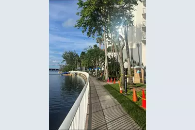 5091 NW 7th St #109, Miami, FL 33126 - Photo 39